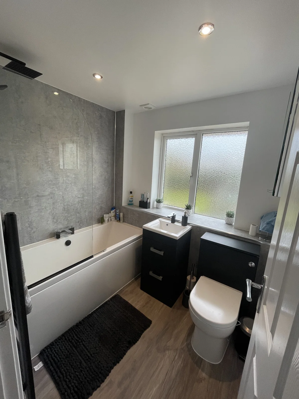 Bathroom seen from the doorway